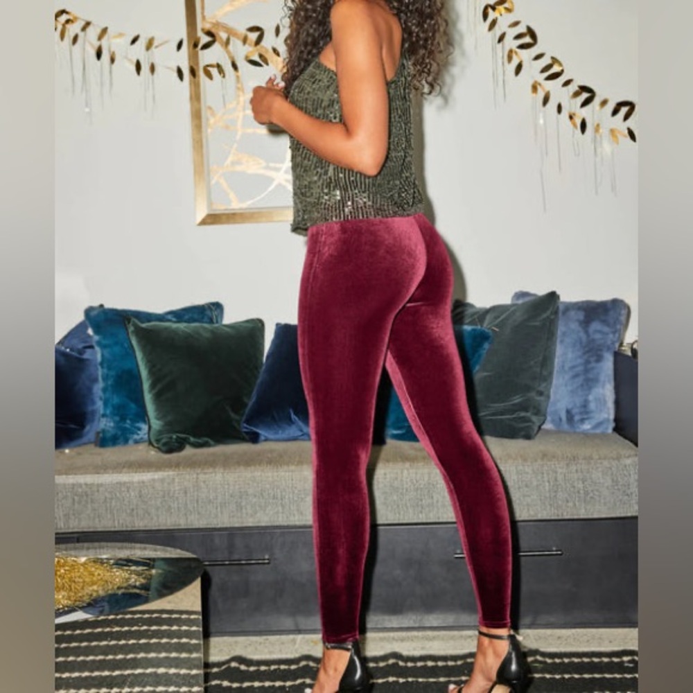 Spanx Velvet Leggings in Rich Burgundy | XS